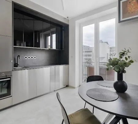 Apartment Design Cozy Living In The Heart Of Artist District *