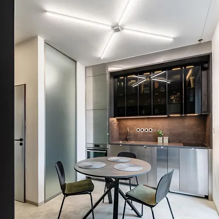 Design Cozy Living In The Heart Of Artist District Prag